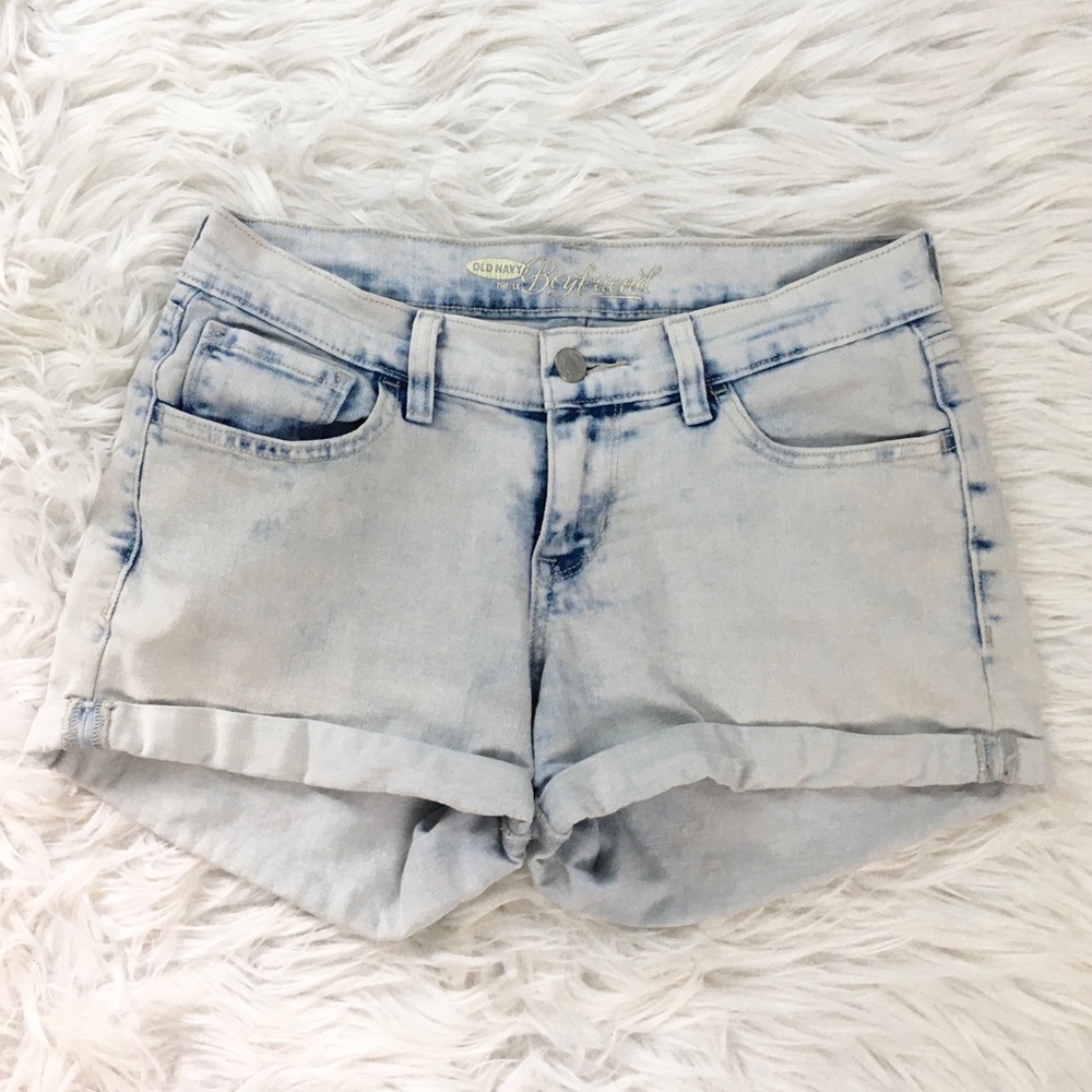 OLD NAVY ACID WASH BOYFRIEND JEAN SHORTS